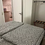 Lichtdurchflutete Dachgeschoss-wohnung Mit Grossem Balkon Appartement *